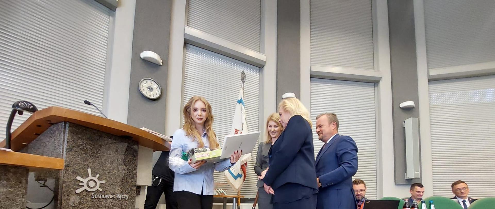 Laureatka z nagrodą