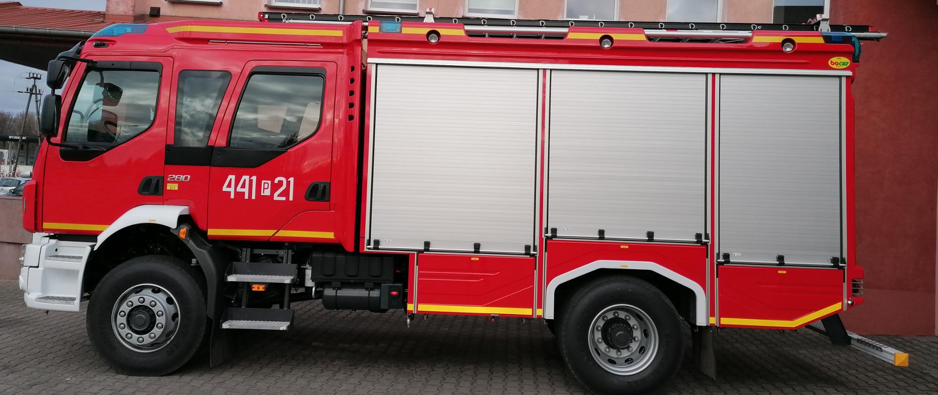 średni samochód ratowniczo - gaśniczy 