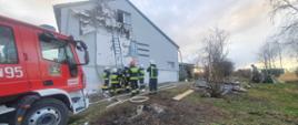 Pożar elewacji budynku jednorodzinnego w miejscowości Pęchowiec