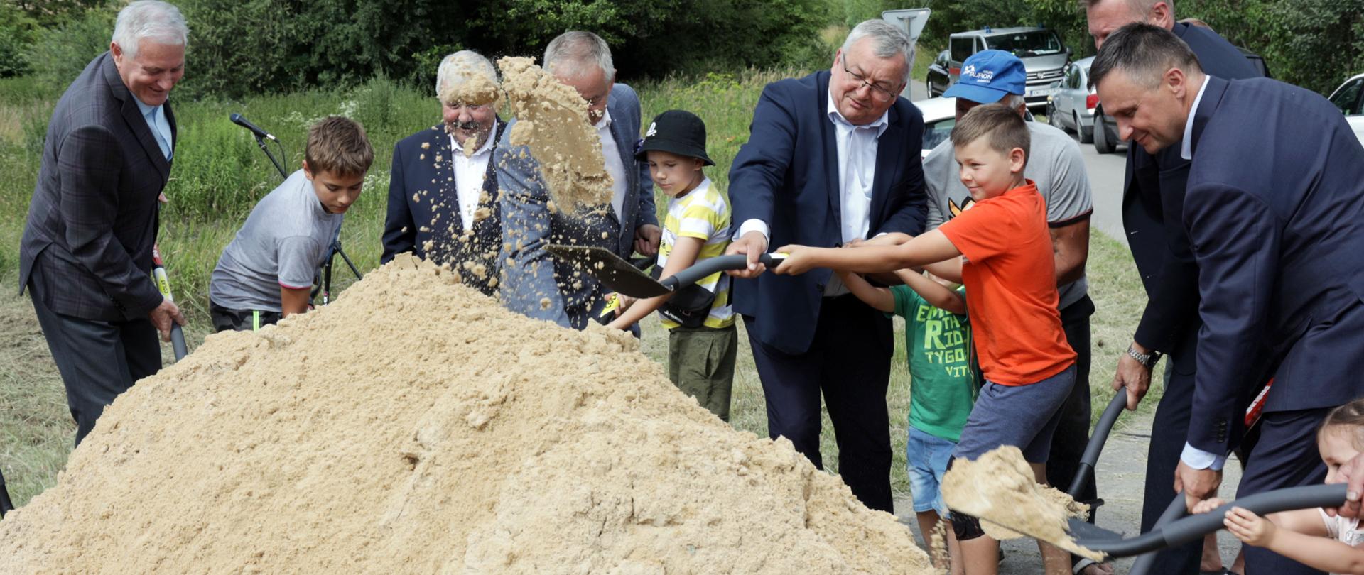 Rozpoczyna się przebudowa kolejnej drogi z rządowym dofinansowaniem