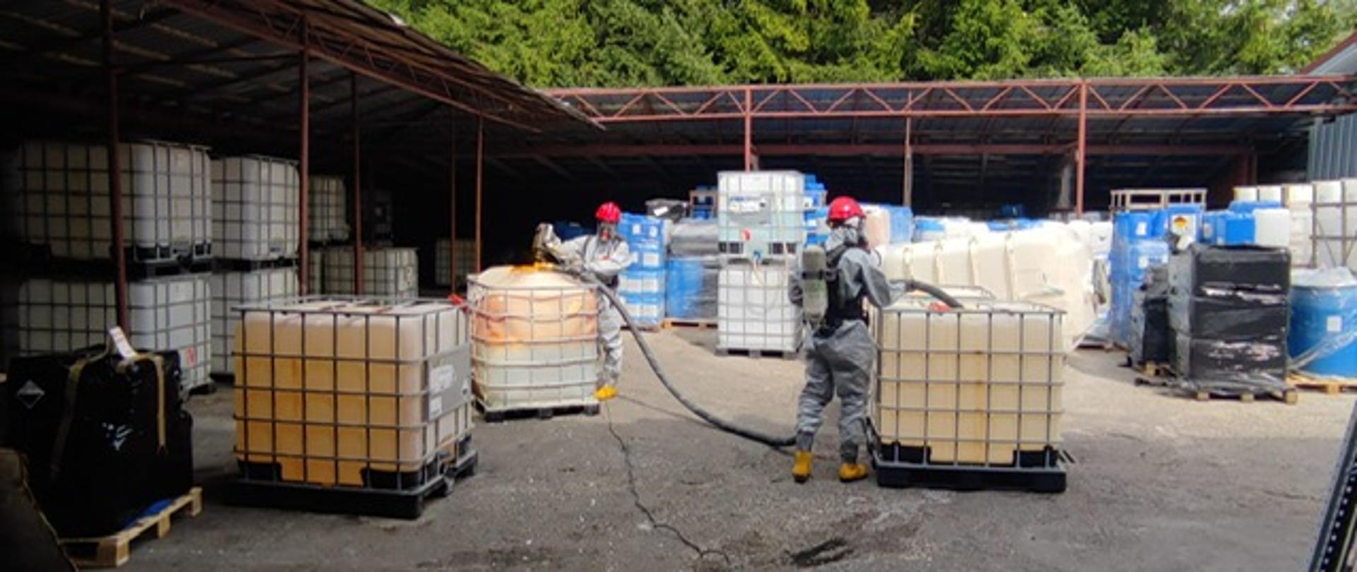 Rozszczelnienie zbiornika z kwasem azotowym