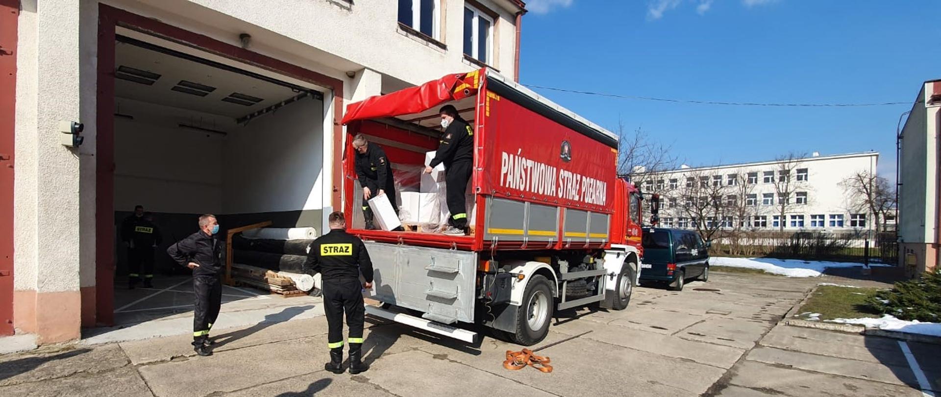 Dystrybucja maseczek