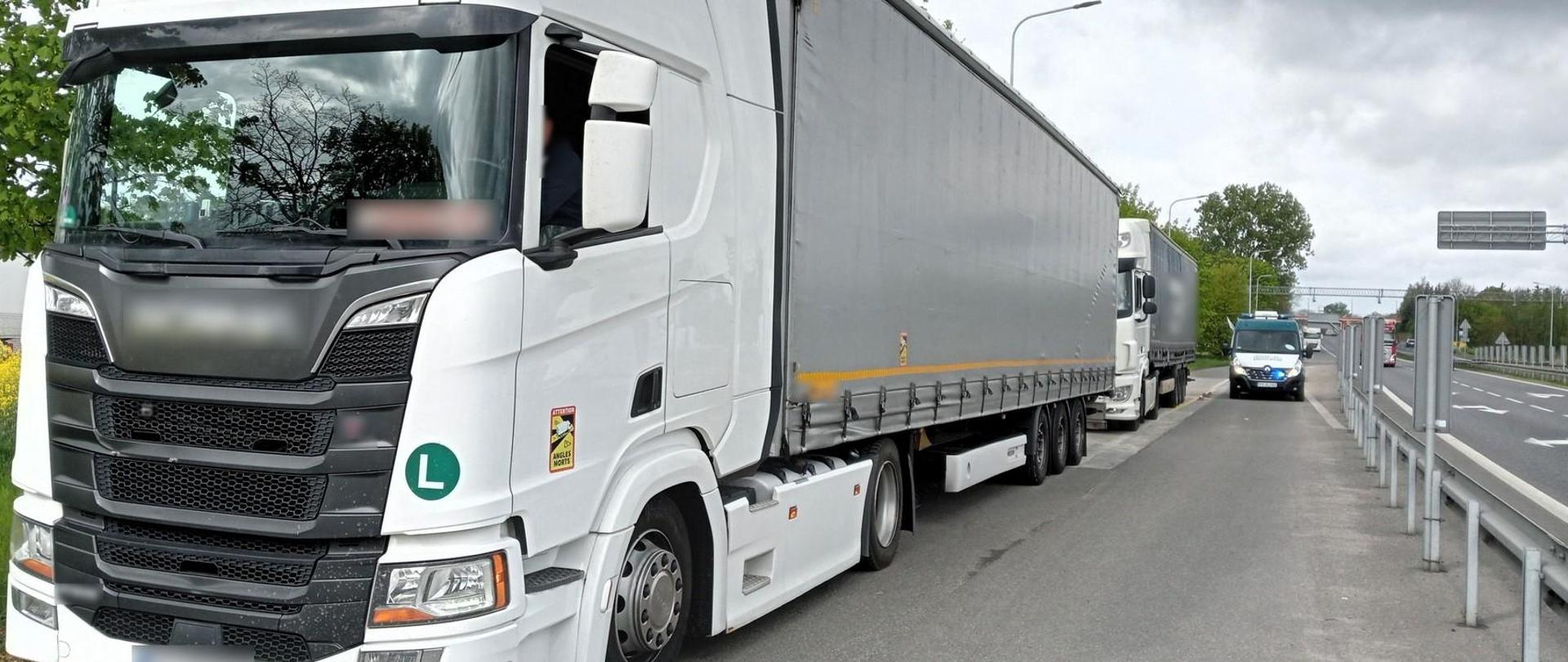 Nienormatywne pojazdy z przekroczonymi naciskami osi skontrolowali inspektorzy z Wielkopolski na DK92 w Siedlcu