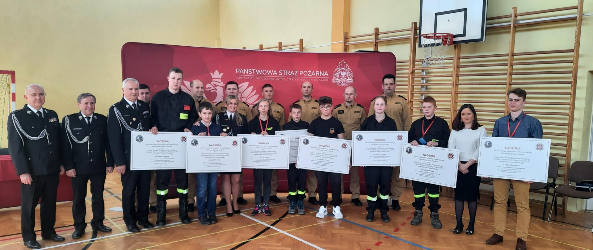 22 kwietnia 2023 roku w Szkole Podstawowej w Uwielinach odbyły się Eliminacje Wojewódzkie XLV Edycji Ogólnopolskiego Turnieju Wiedzy Pożarniczej „Młodzież Zapobiega Pożarom”