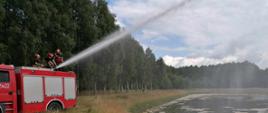 Doskonalenie zawodowe strażaków JRG Oborniki z zakresu dostarczania wody do pożaru oraz z ratownictwa wodnego (zakres podstawowy).w miesiącu lipcu.