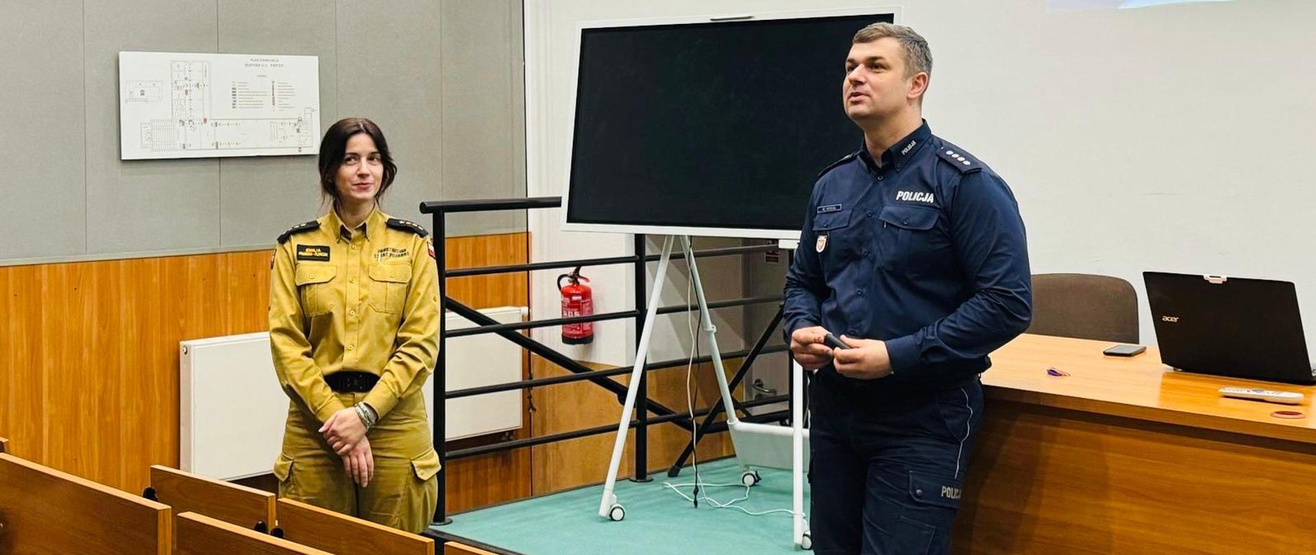 Prelekcja na temat znaczenia edukacji w zakresie cyberzagrożeń