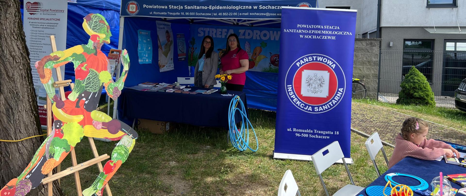 Stoisko edukacyjno-profilaktyczne Powiatowej Stacji Sanitarno-Epidemiologicznej w Sochaczewie podczas wydarzenia charytatywnego MotoSerce 11.05.2024 r. w Sochaczewie