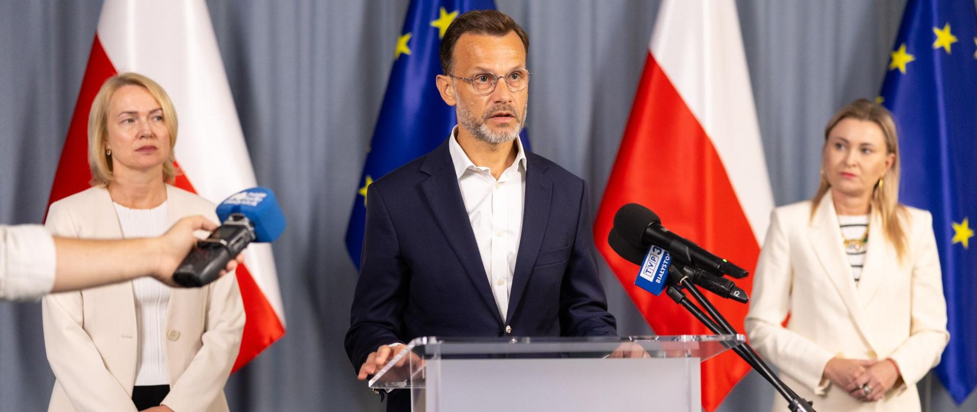 Konferencja poświęcona projektowi „Poprawa cyberbezpieczeństwa w jednostkach administracji rządowej województwa podlaskiego”