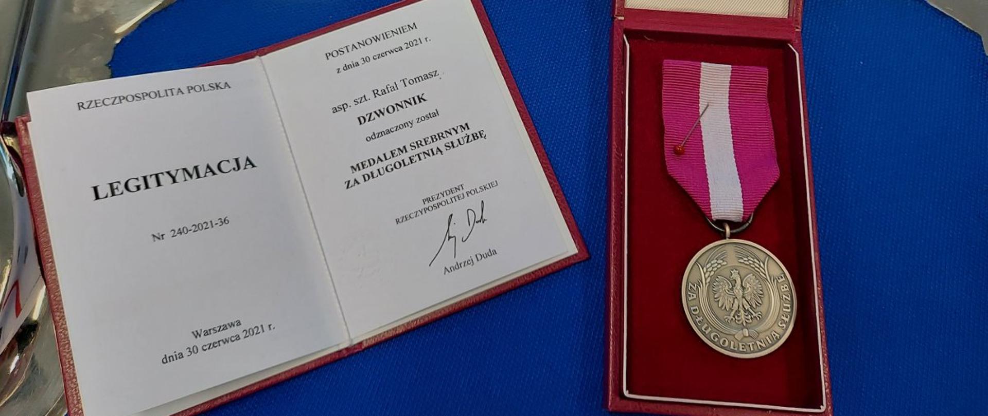 Srebrny Medal za Długoletnią Służbę