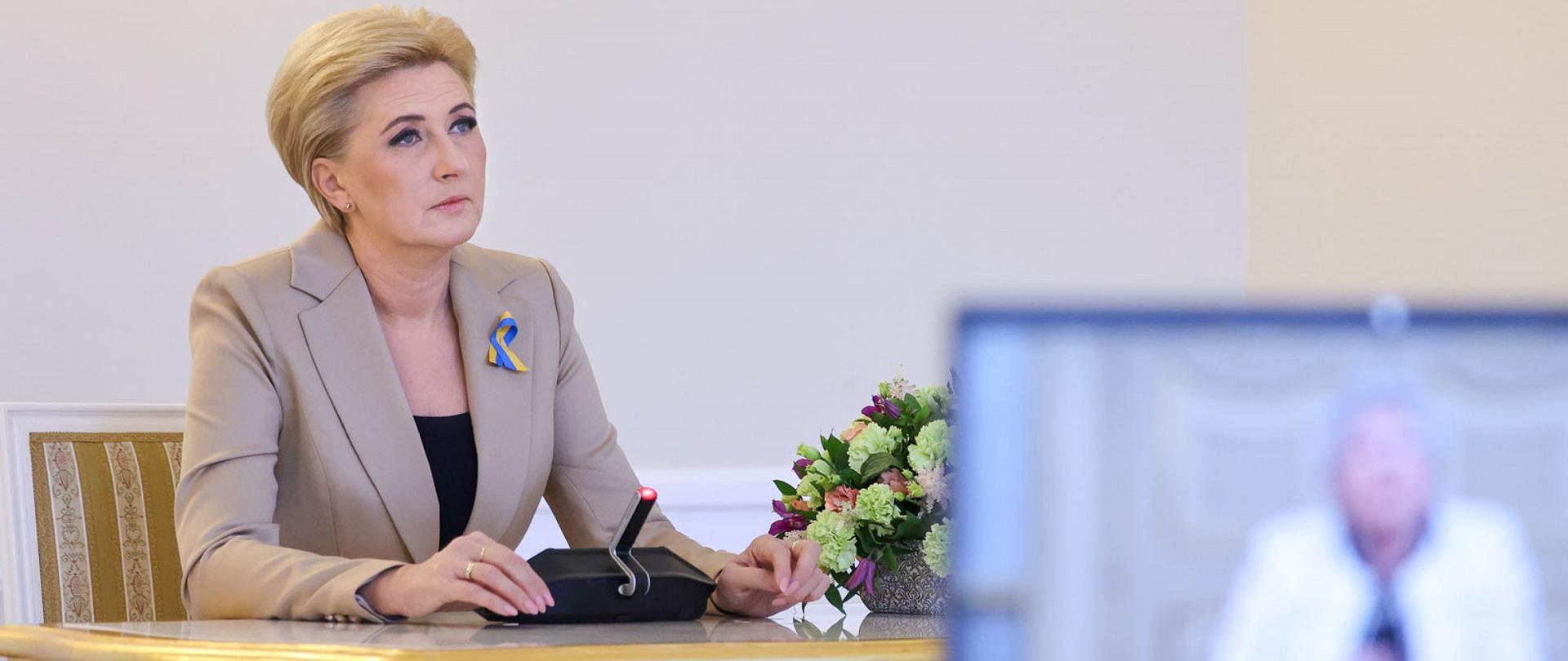 Rozmowa między A. Kornhauser-Dudą i M. Vellą