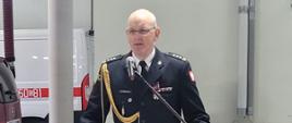 uroczysta zbiórka z okazji pożegnania ze służbą Komendanta Powiatowego PSP w Żninie st. bryg. mgr inż. poż. Grzegorza Rutkowskiego
