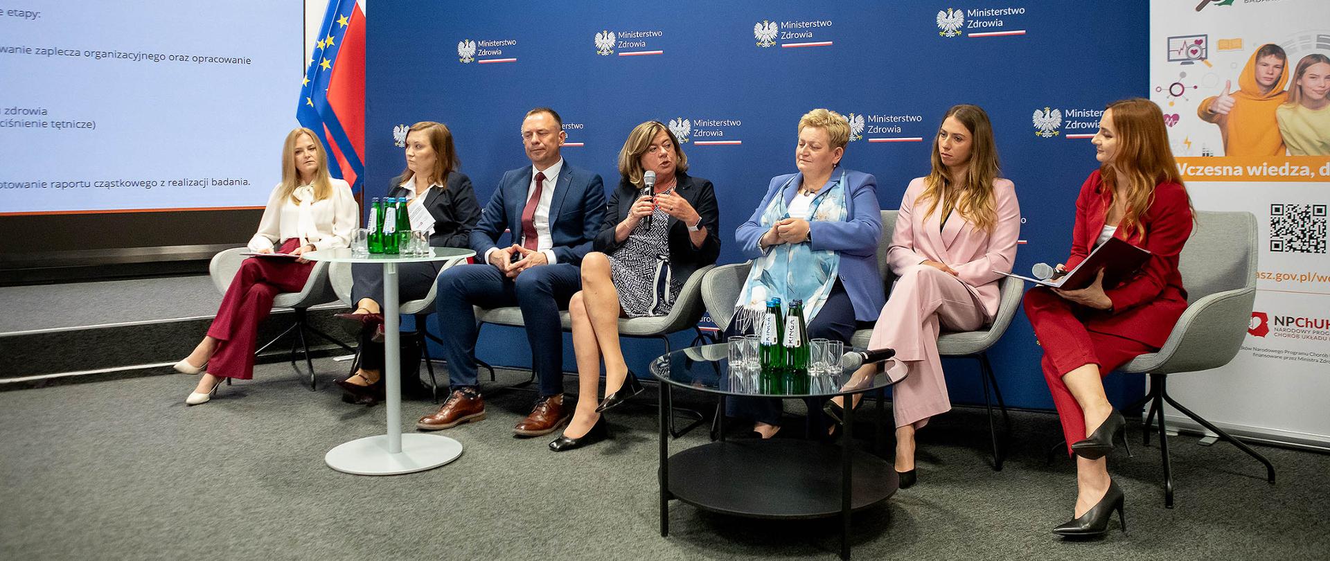 zdjęcie z konferencji dot. badań WOBASZ DZIECI