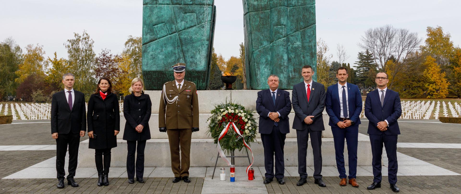 Ambasada RP składa hołd ofiarom Vukovaru