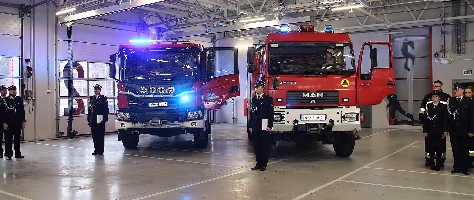 Przekazanie Pojazdów oraz sprzętu ratowniczego dla jednostek ochrony przeciwpożarowych z terenu powiatów legionowskiego oraz nowodworskiego