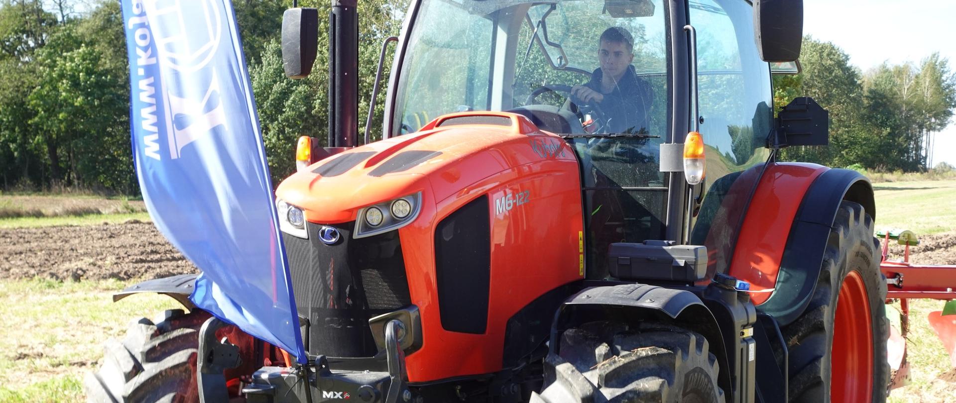 Uczeń 4BT Filip Grządka w czasie orki konkursowej 2 październik 2025 roku. Potoczek 27.01.2026