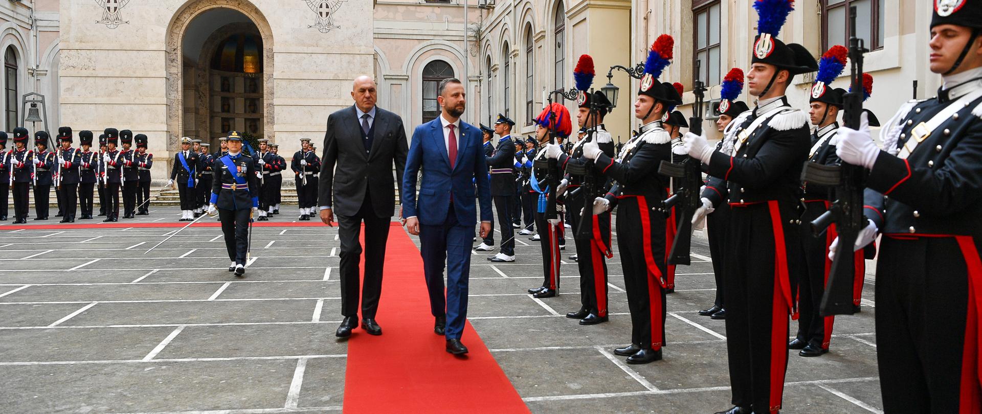 7 listopada 2025 r. Władysław Kosiniak-Kamysz wicepremier - minister obrony narodowej spotkał się z Guido Crosetto ministrem obrony Włoch. Fot. plut. Wojciech Król/MON
