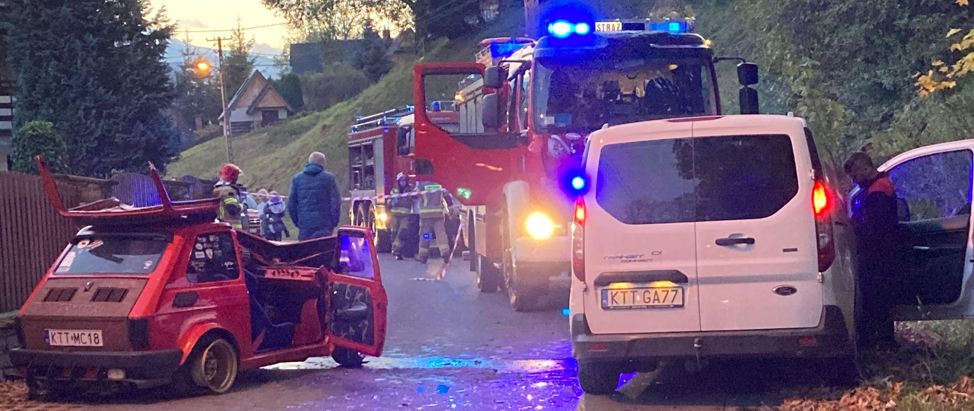 Zderzenie dwóch samochodów na Tatarach