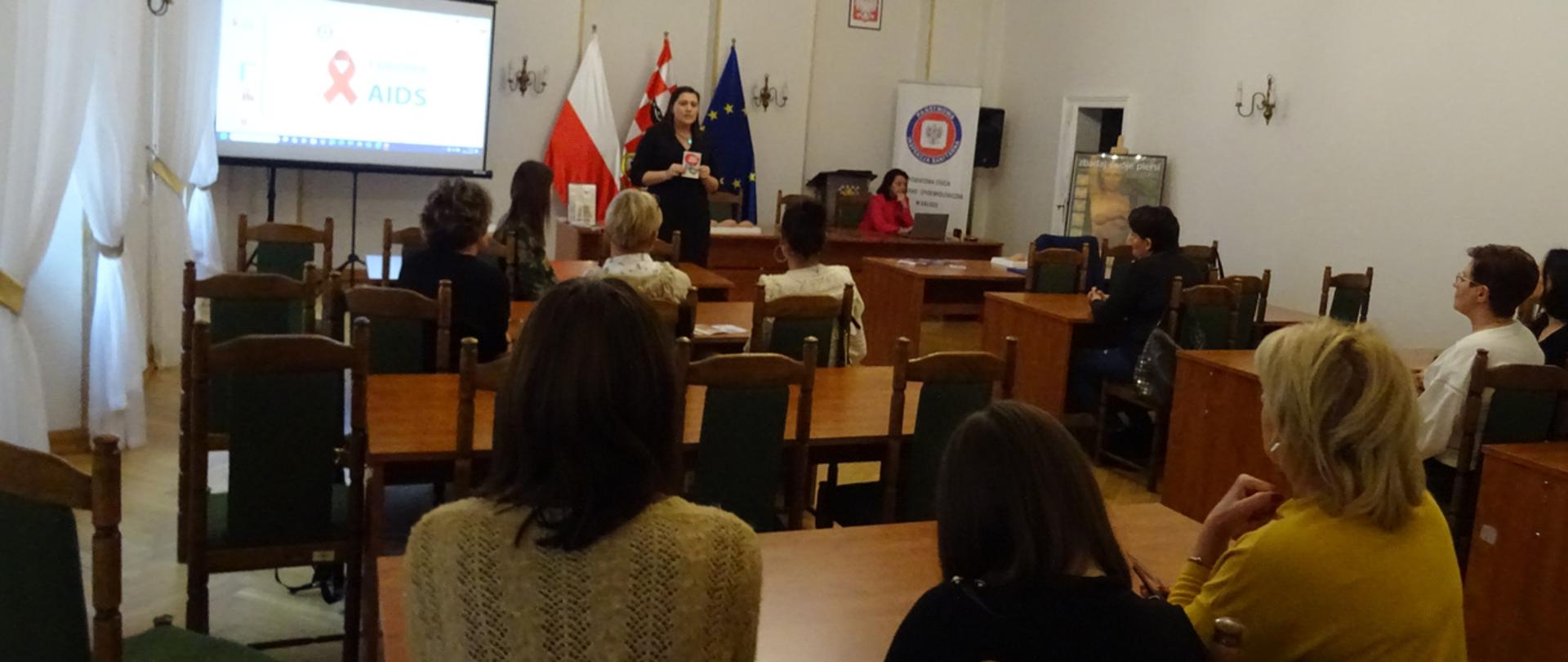 Prelekcje w ramach obchodów Światowego Dnia AIDS