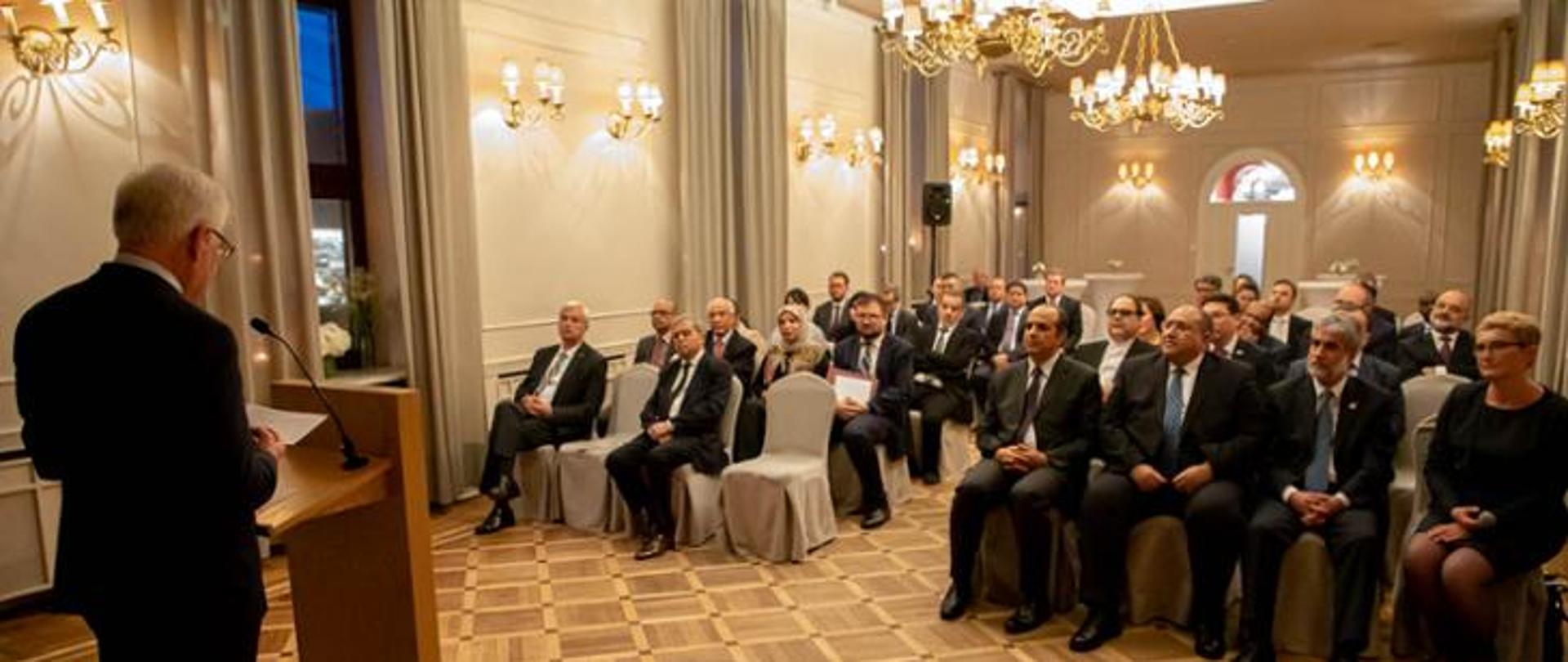 Minister Jacek Czaputowicz hosts iftar meal for Ambassadors of Muslim countries on the occasion of Ramadan
