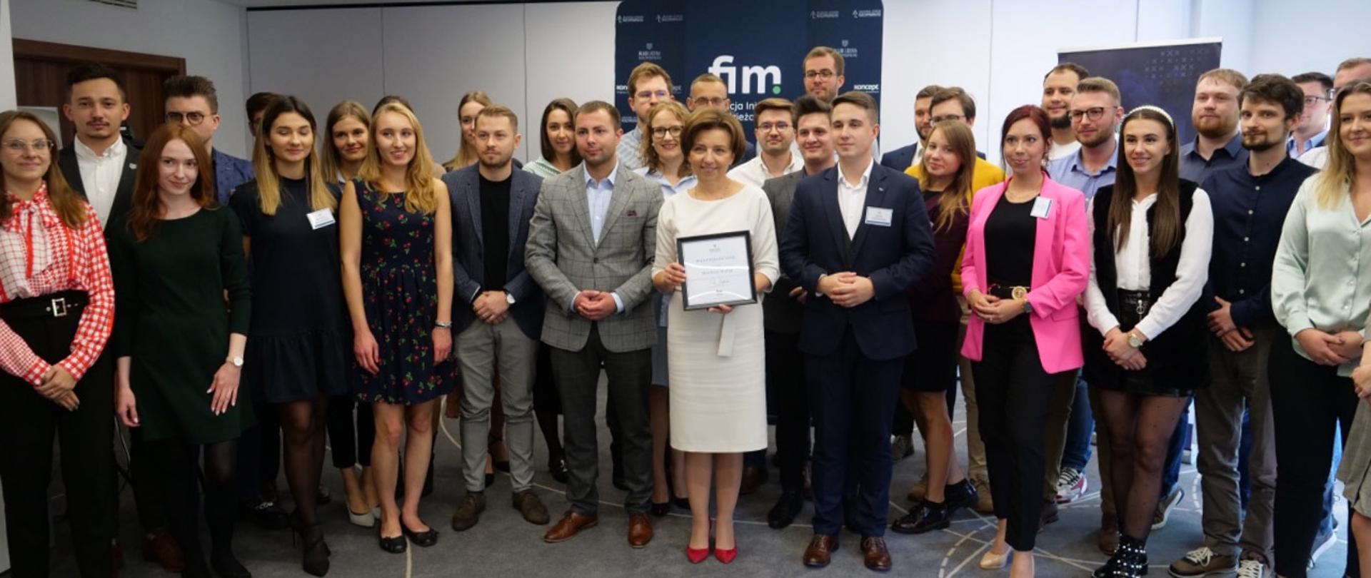 Wspólne zdjęcie z uczestnikami obozu Klub Lidera RP