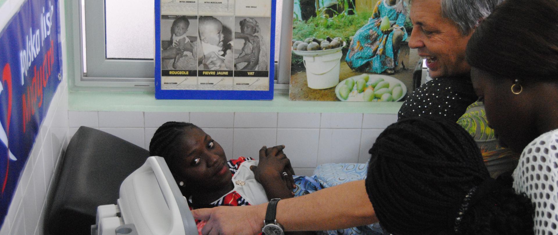 szkolenia USG w Przychodni Sióstr Franciszkanek Misjonarek Marii w Dakarze