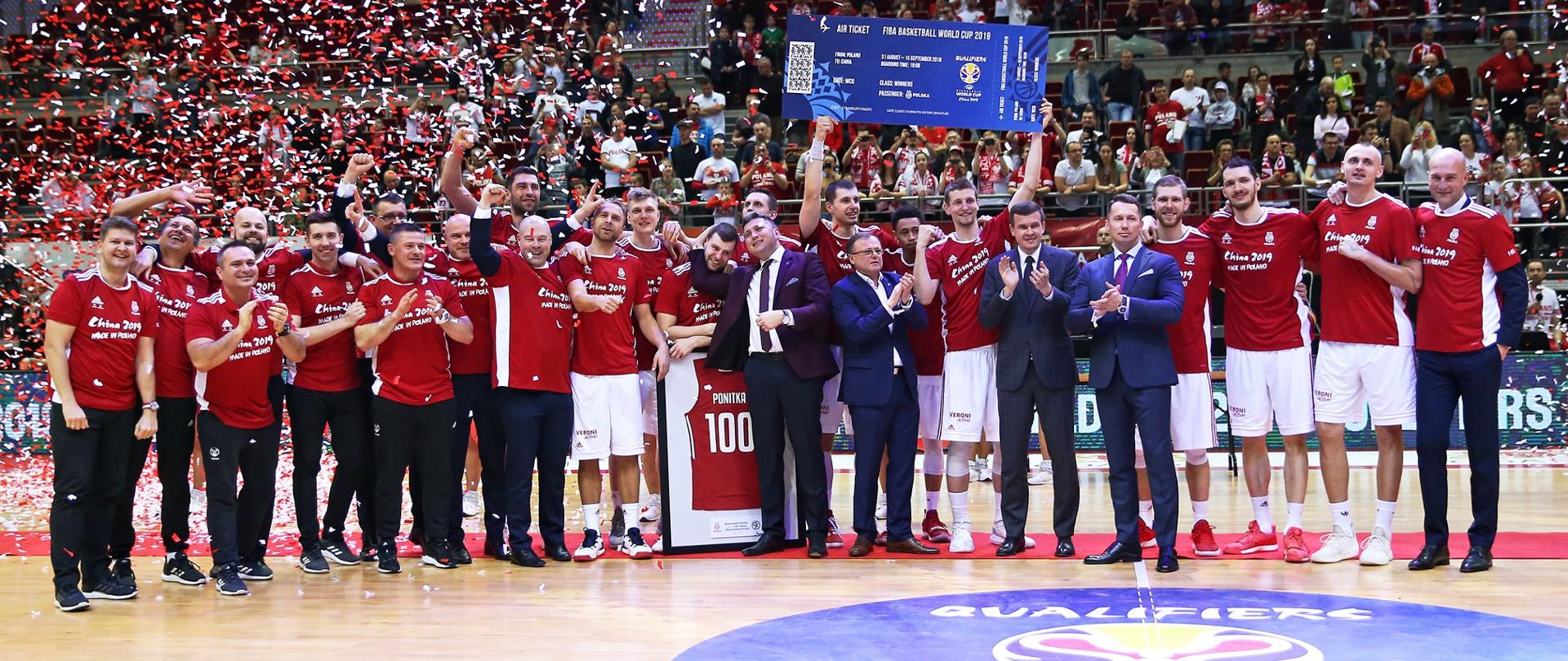 Polscy koszykarze z awansem na MŚ w Chinach