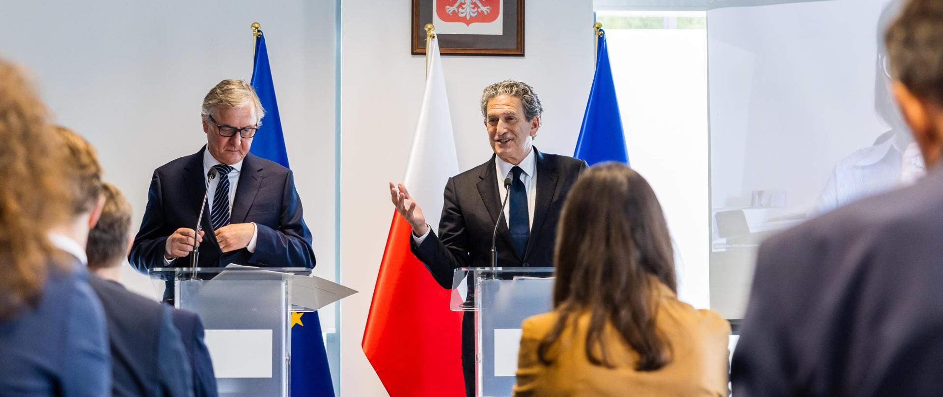 Ukraine Communications Group begins operations in Warsaw