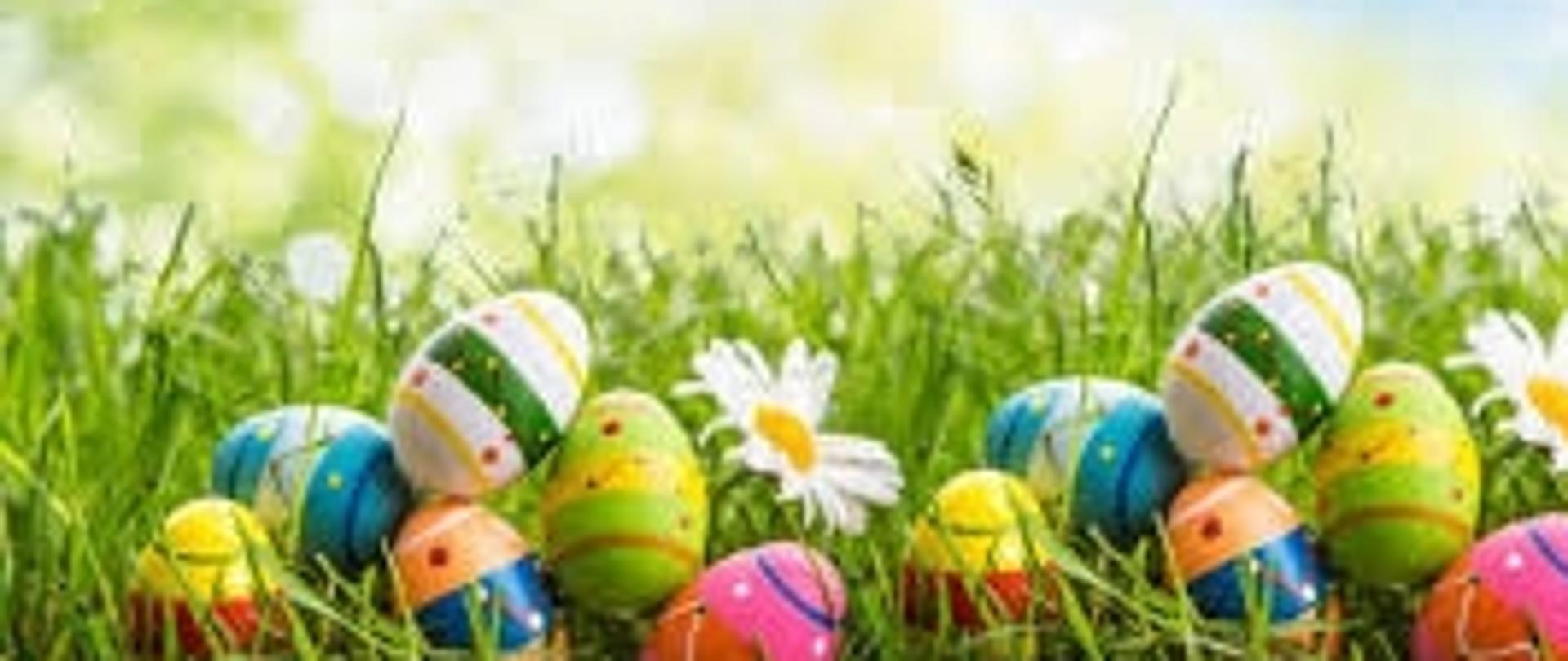 grafika przedstawia motywy świąt wielkanocnych