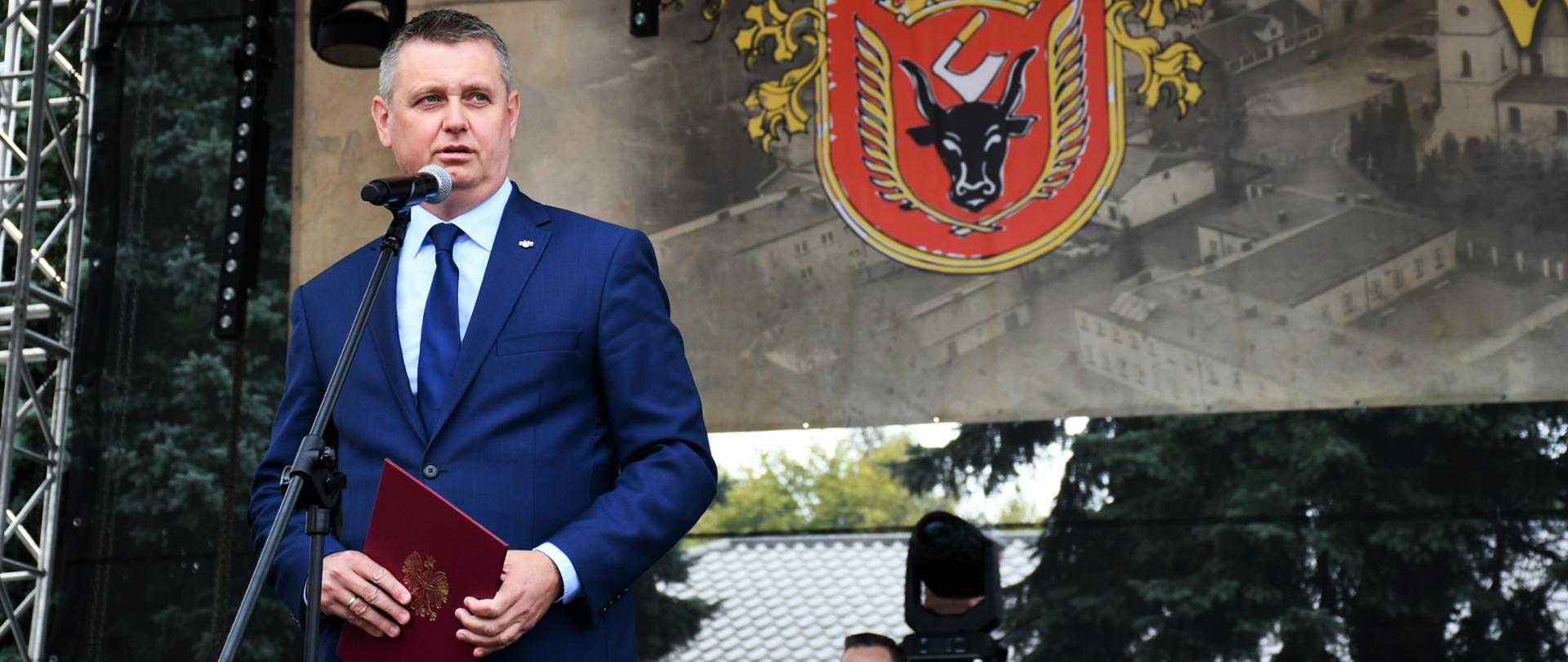 Wicewojewoda Mazowiecki Artur Standowicz.