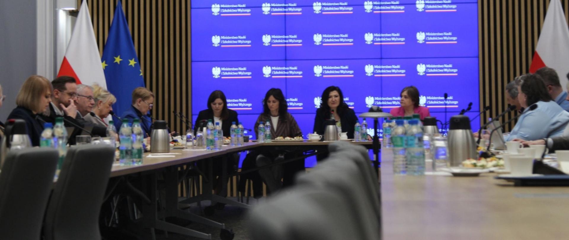 Spotkanie ze środowiskiem naukowym