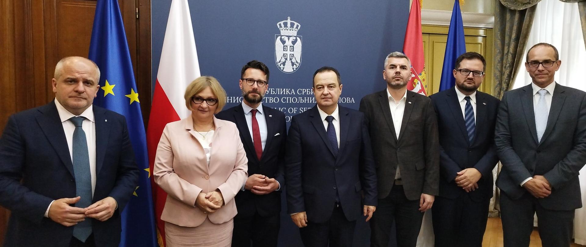 U periodu 5 - 7. juna predsednik Odbora za spoljne poslove Sejma Republike Poljske R. Fogiel, zajedno sa delegacijom (potpredsednici B. Bartuš, P. Koval i M. Konječni), na poziv srpske strane – zamenika predsednik Narodne skupštine i predsednika Odbora za spoljne poslove B. Stefanovića – posetili su Beograd.