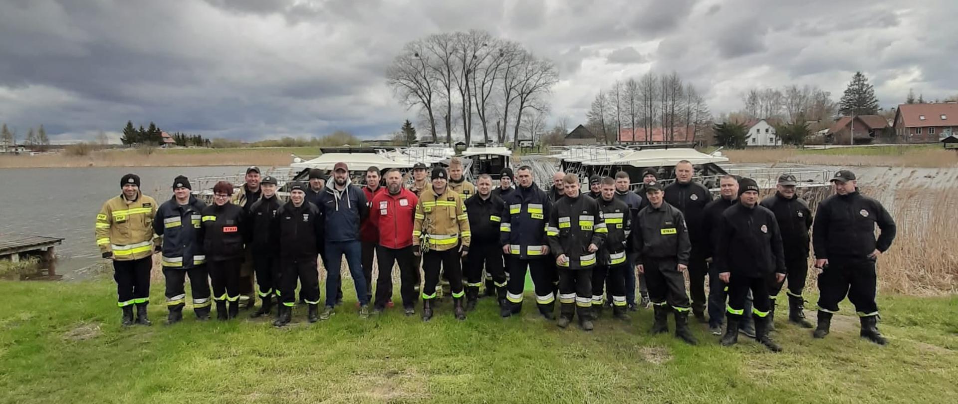 Mrągowscy Strażacy szkolili się nt. pożarów łodzi