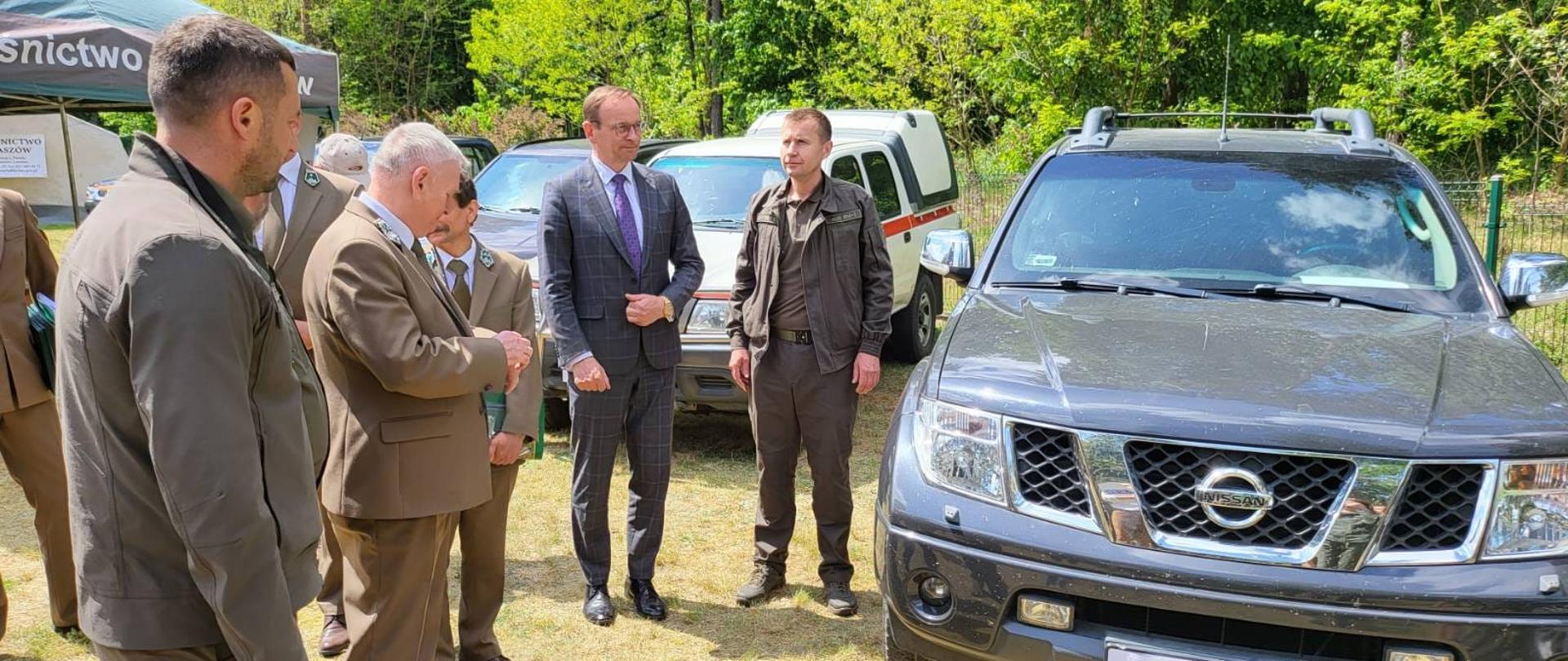 Lasy Państwowe przekazały samochody na Ukrainę