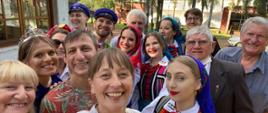Aleksandra Piątkowska hablaba con los representantes de la comunidad polaca en Misiones.