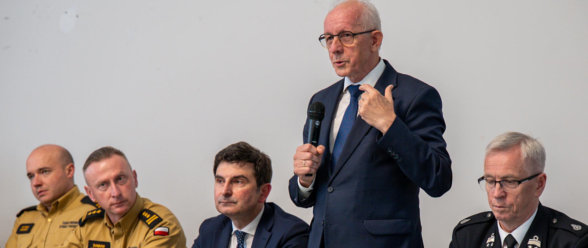 Wizyta Podsekretarza Stanu w MSWiA-Wiesława Leśniakiewicza w woj. śląskim