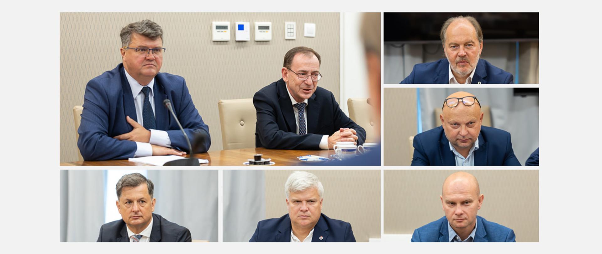 Spotkanie ministra Mariusza Kamińskiego i ministra Macieja Wąsika z przedstawicielami związków zawodowych służb mundurowych podległych ministrowi SWiA