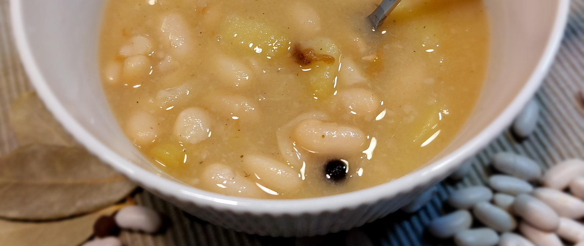 zupa fasolowa po kujawsku