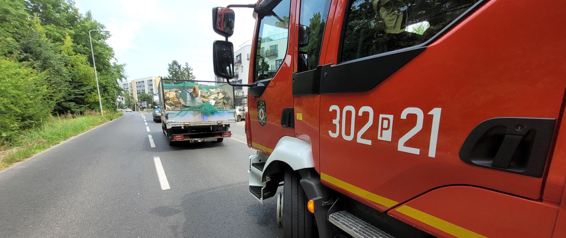  Zastęp GBA na tle zdarzenia drogowego