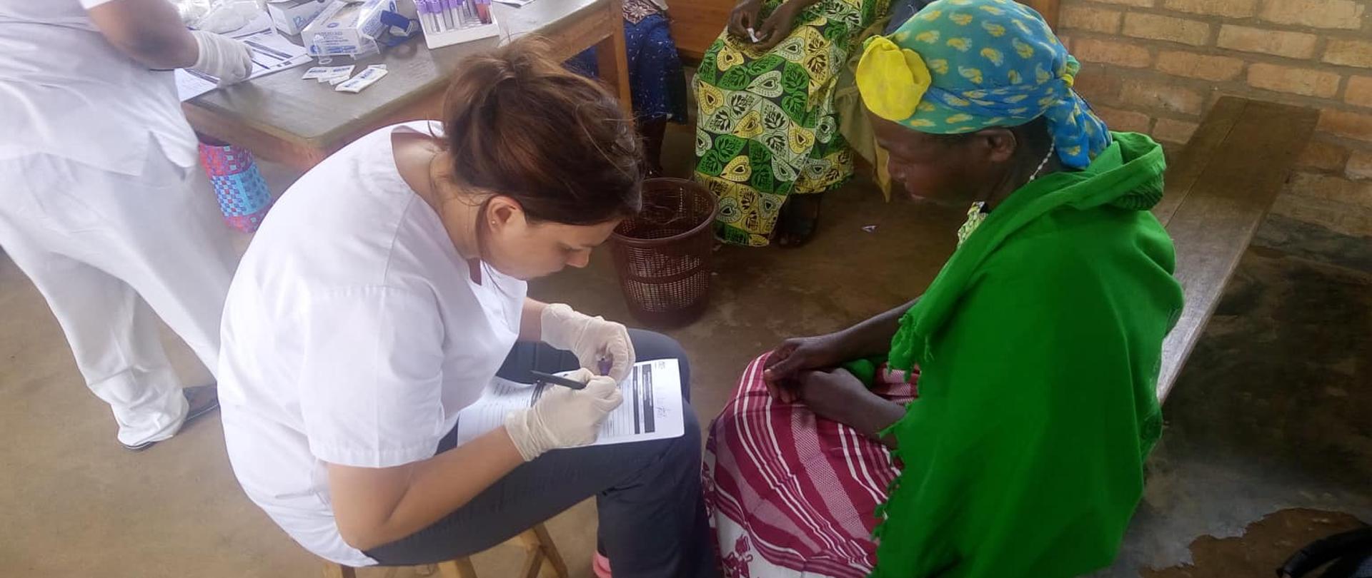 Pomoc medyczna dla ośrodka zdrowia Rushaki w Rwandzie fot. „Redemptoris Missio”