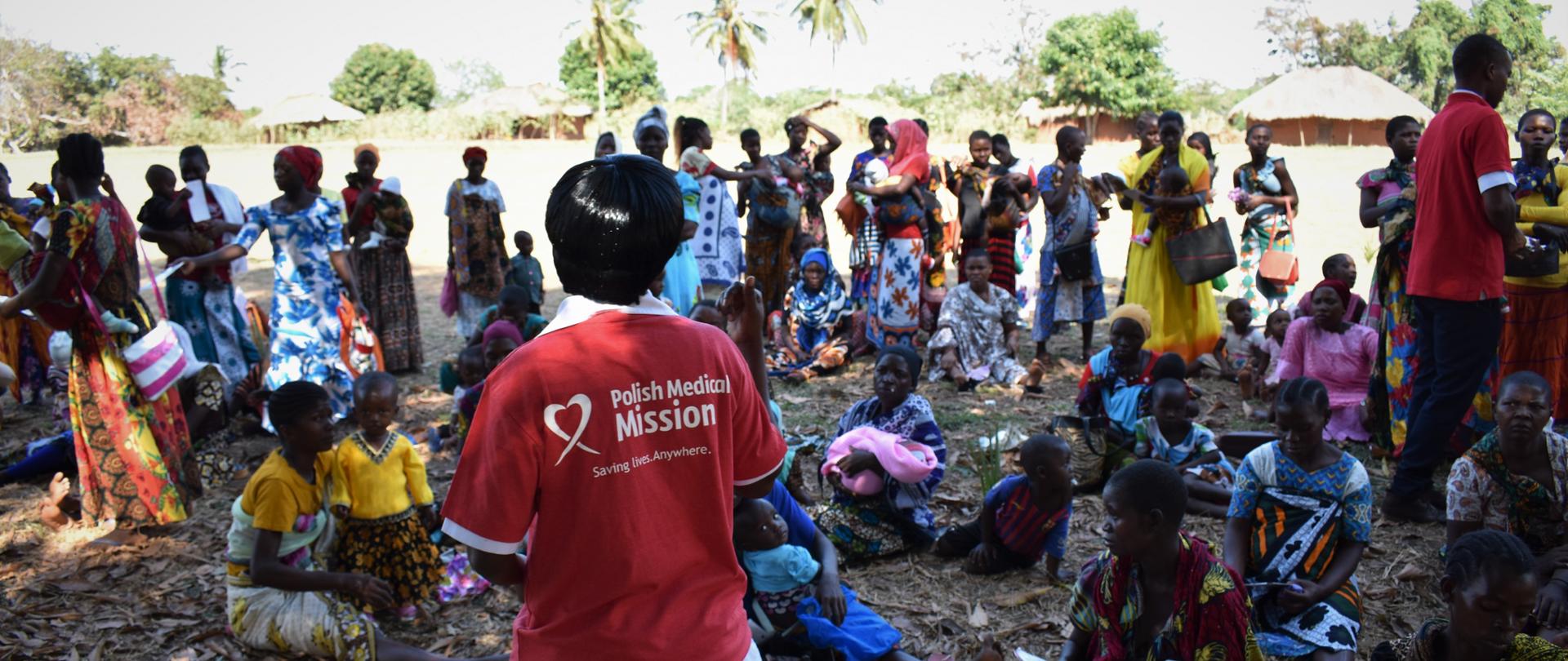 spotkanie lekarza z pacjentkami