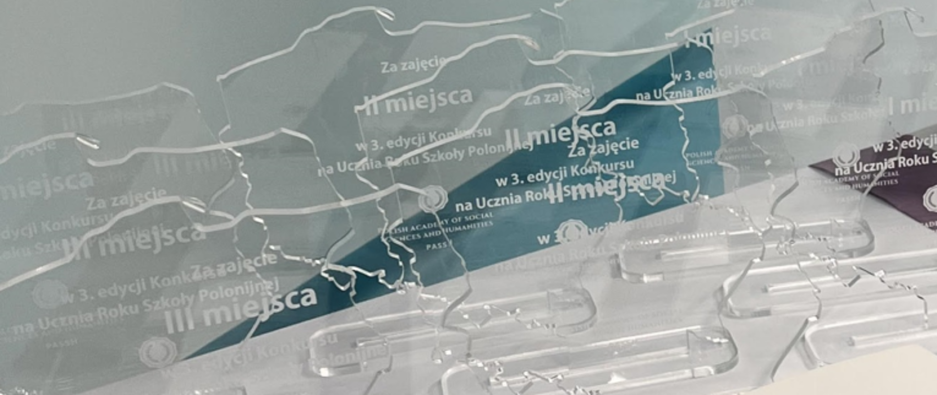 Statuetki w konkursie