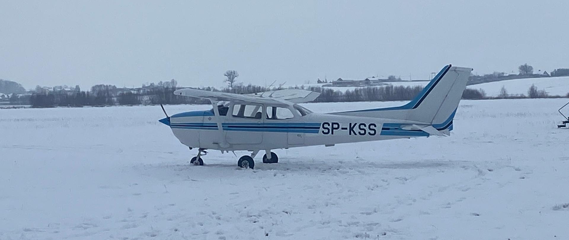 Ćwiczenia PSP i OSP na lotnisku Kruszyn