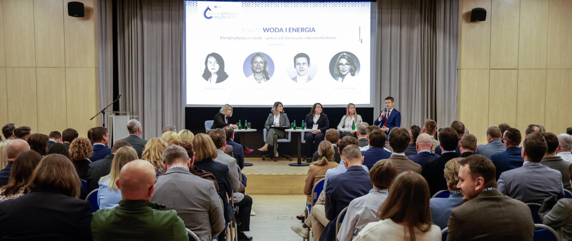 Debata I panelu Forum4Water. 