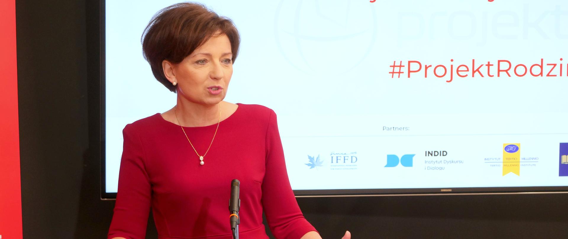 konferencja minister Marlena Maląg w CDT