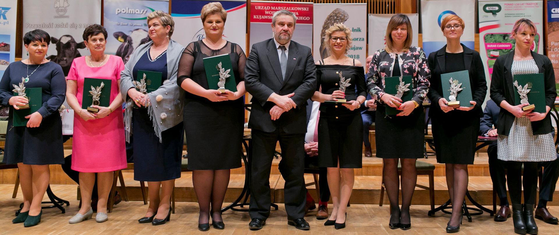 Minister w gronie laureatek