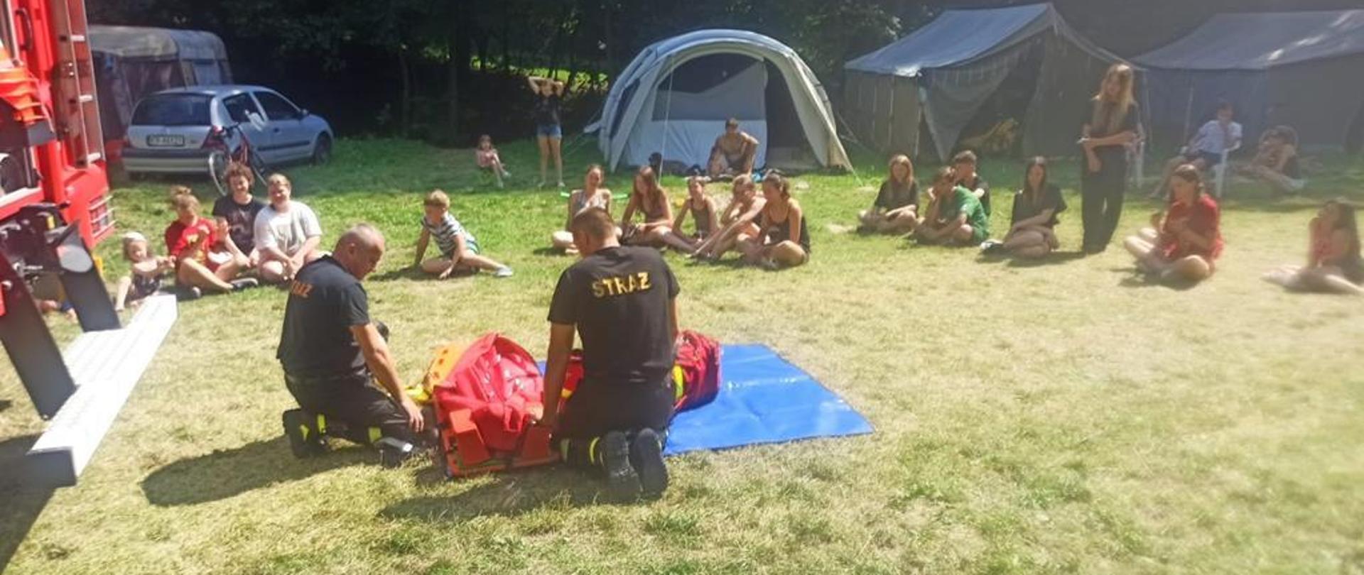 ’Bezpieczne wakacje” na obozie harcerskim w Kurozwękach.
