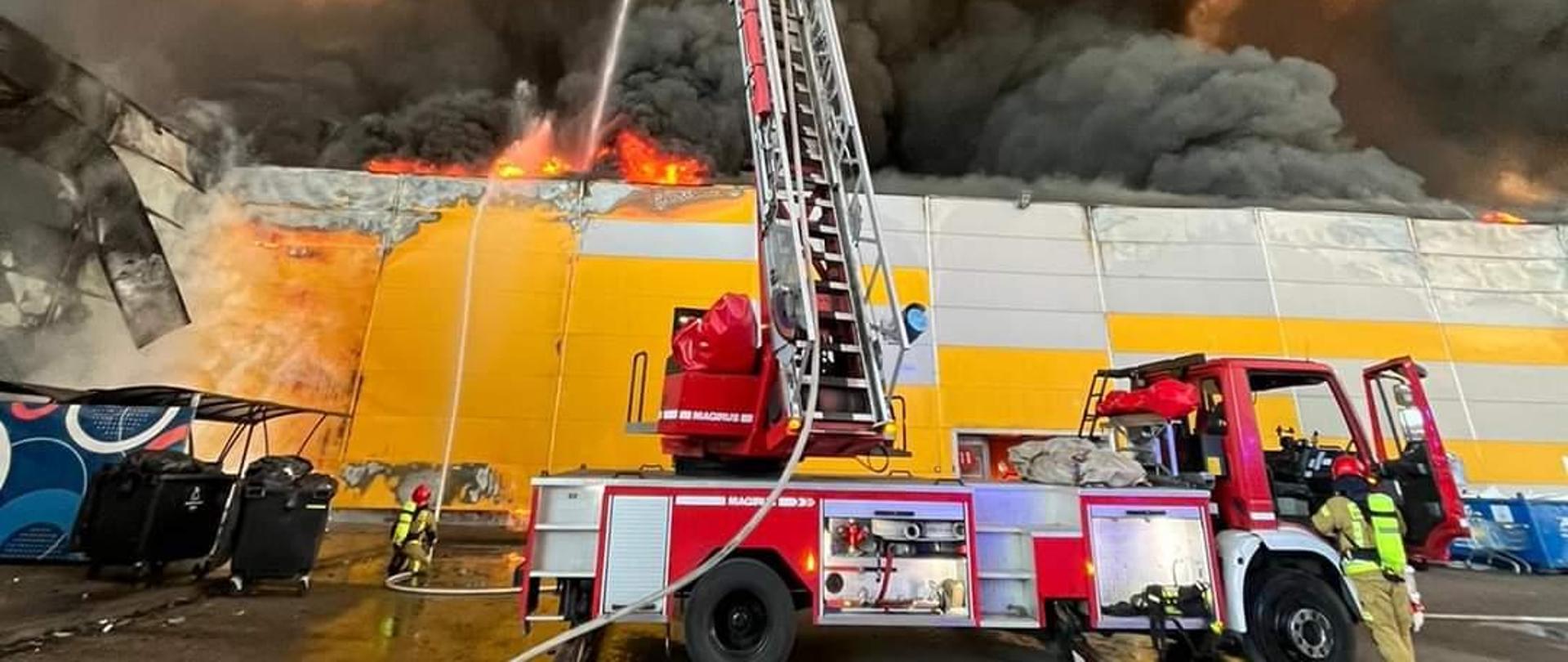 Pożar przy Marywilskiej 44