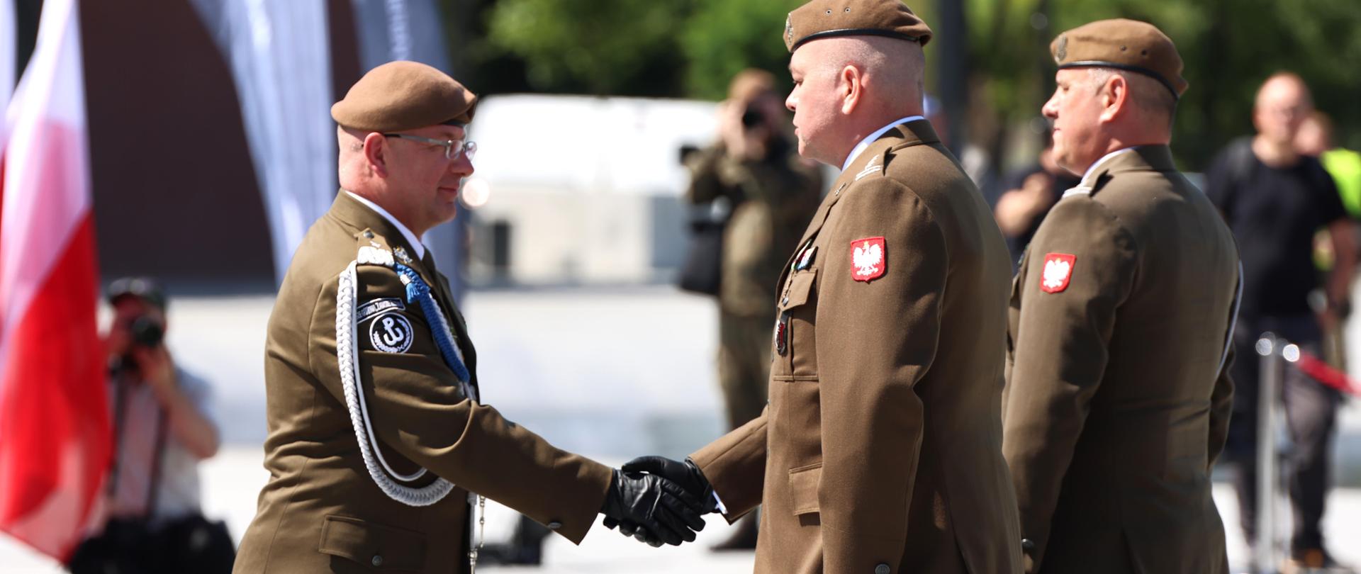 Uroczyste przekazanie obowiązków dowódcy 18. Stołecznej Brygady Obrony Terytorialnej