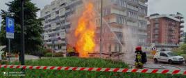 pożar gazociągu przy ul. Dmowskiego 