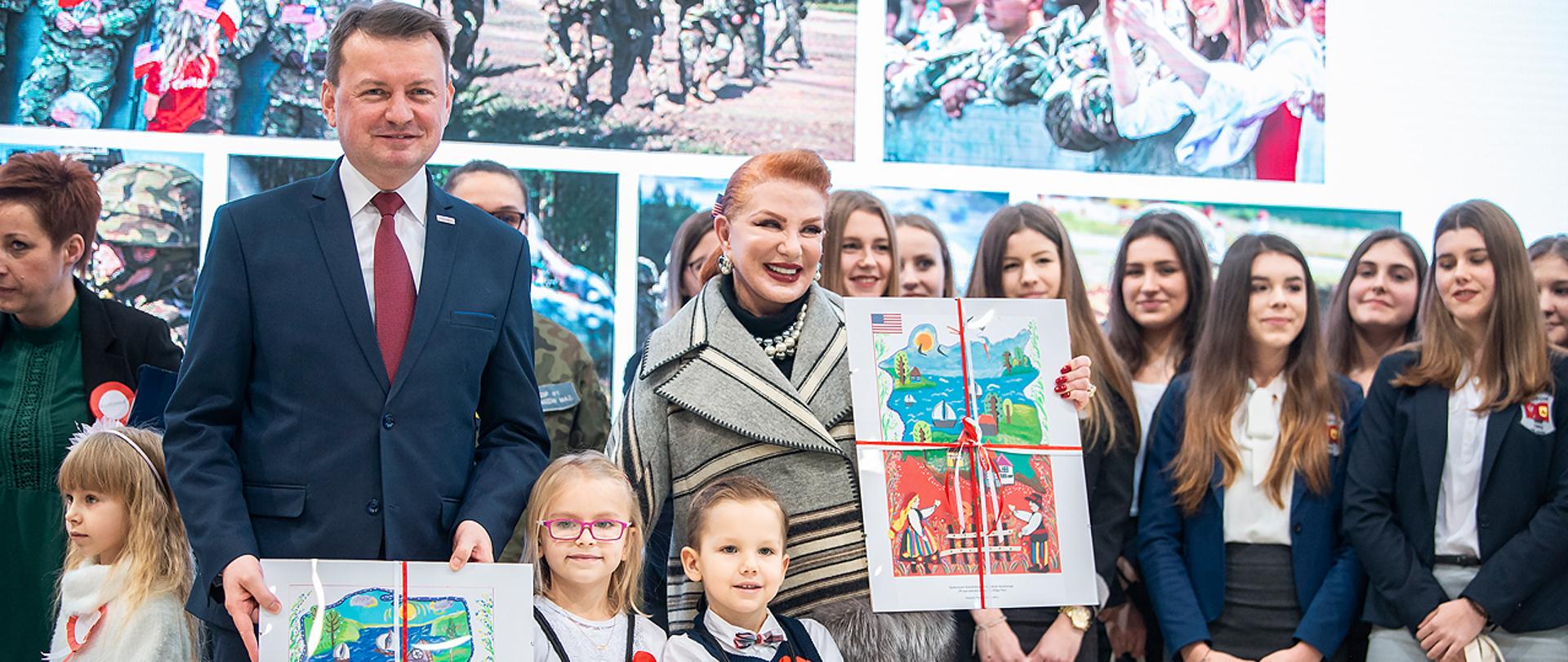 minister obrony i ambasador usa